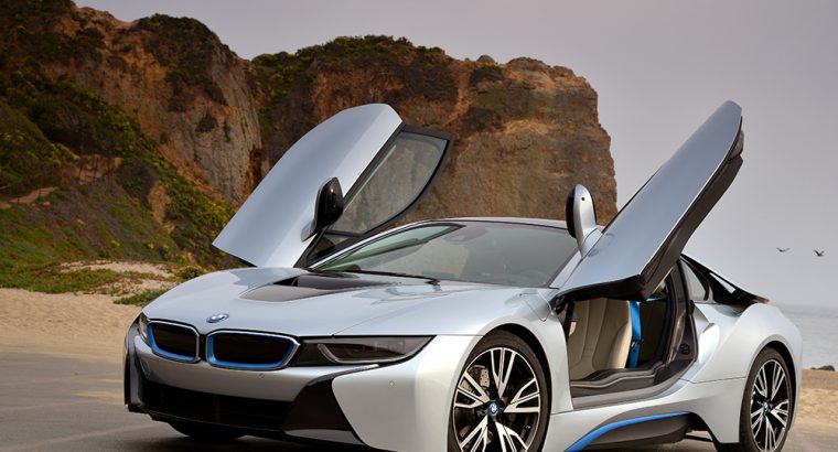 ماشین بی ام و i8